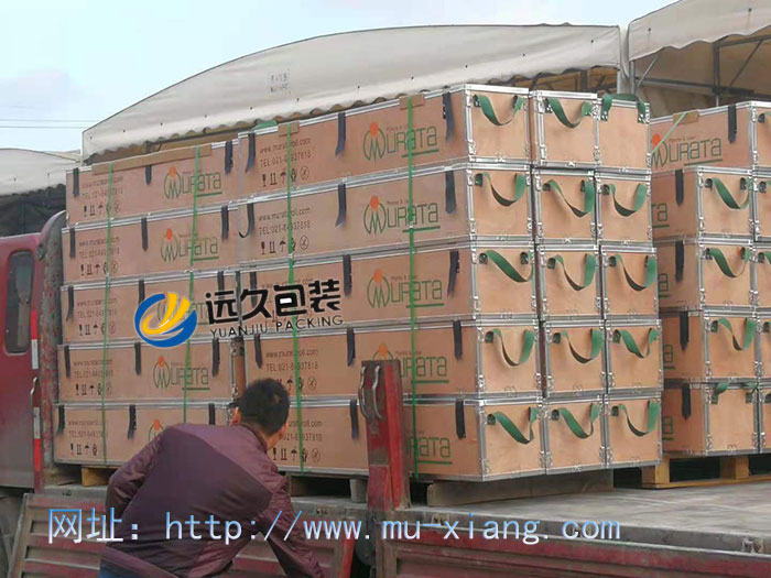 魔术贴连接钢带木箱 魔术贴连接钢带木箱