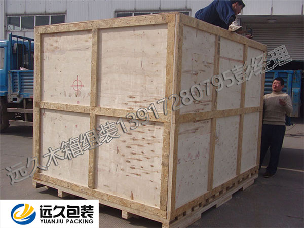 测试木箱的承重能力可以验证其结构稳定性